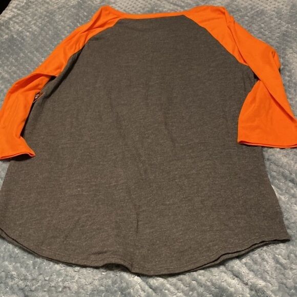 Juniors size large - Picture 8 of 8